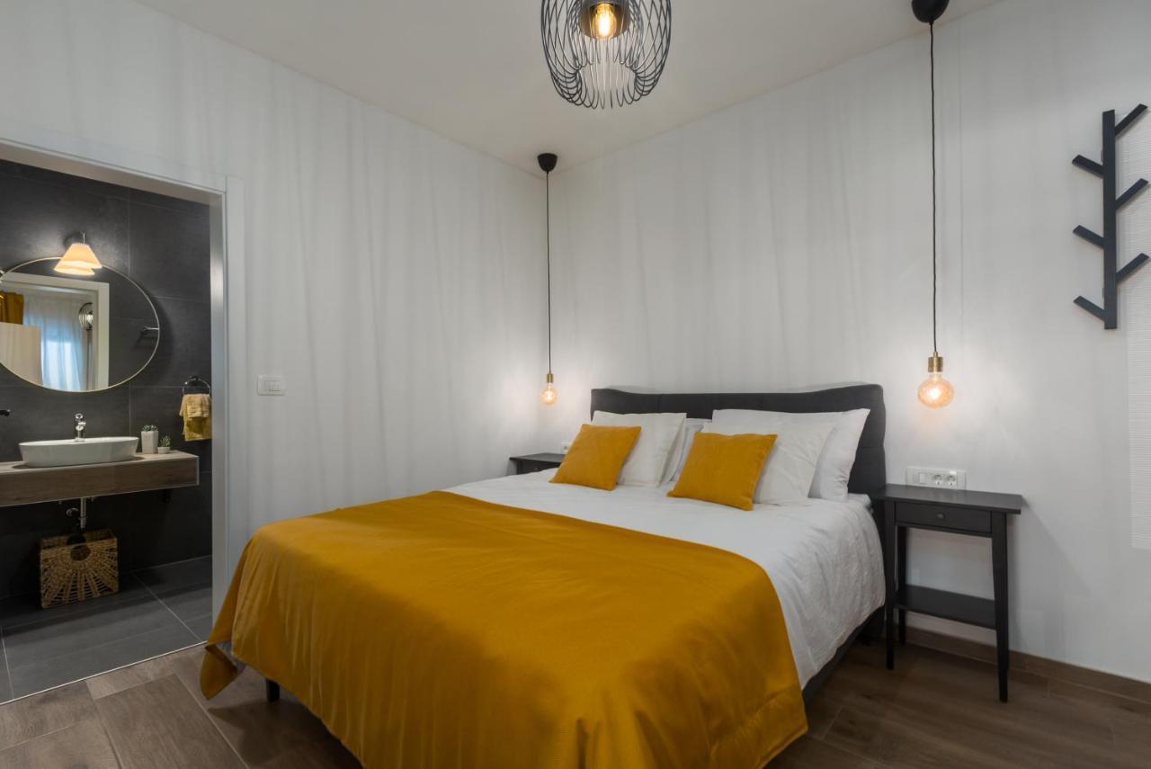 Apartments Residence Radovan 1 波雷奇 外观 照片
