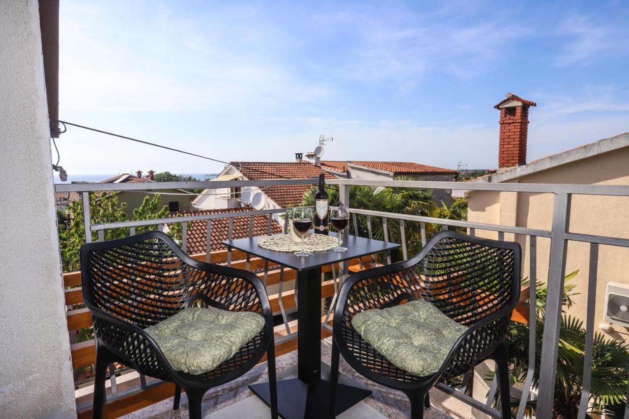Apartments Residence Radovan 1 波雷奇 外观 照片