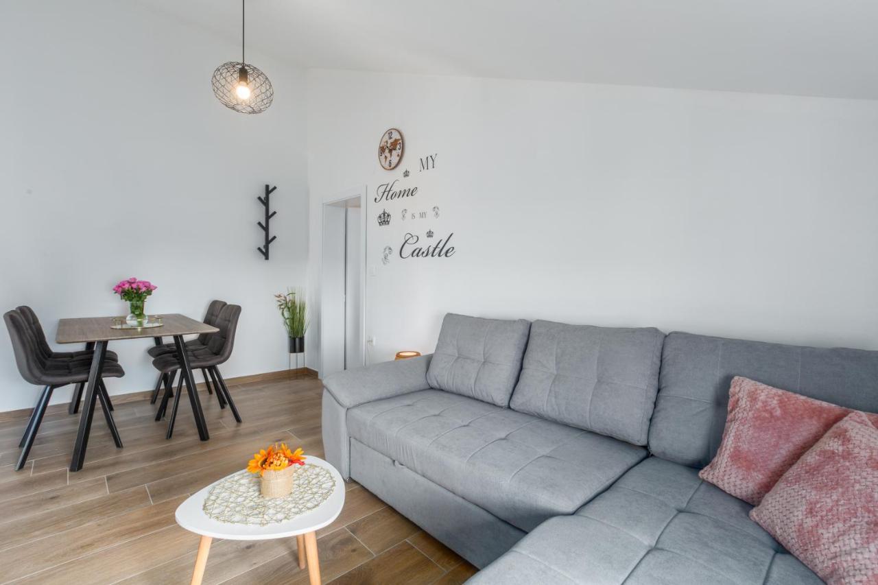 Apartments Residence Radovan 1 波雷奇 外观 照片